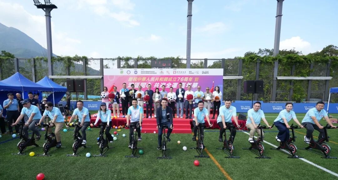 法国足坛最年轻职业球员：尤文马竞关注昂热15岁前锋迪亚洛